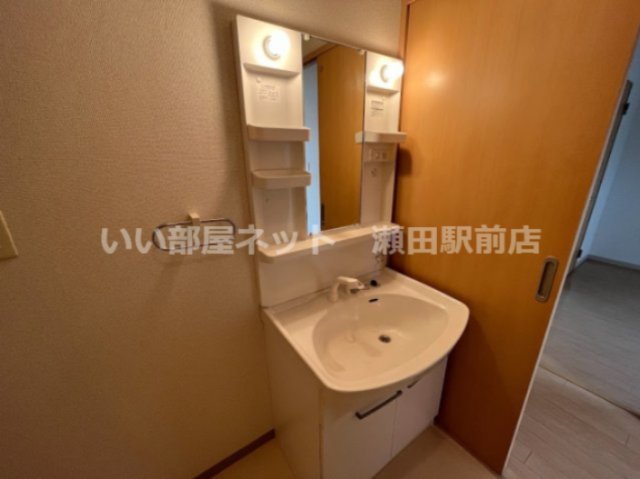 洗面設備　同仕様写真
