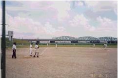 公園　川口市荒川運動公園（公園）まで410m