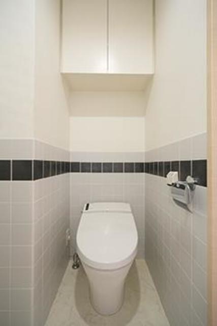 トイレ　※写真は同タイプ住戸です。