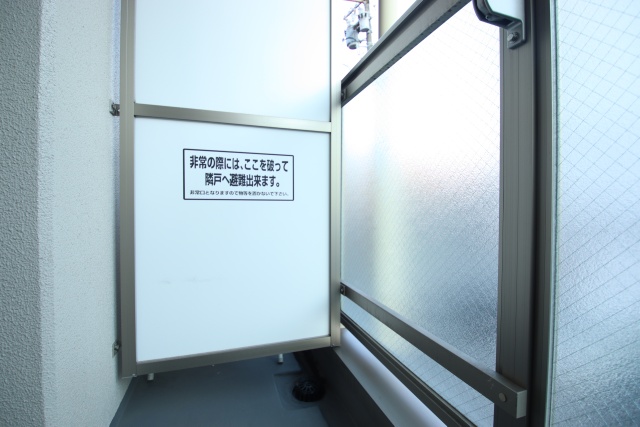 バルコニー　※別室の参考写真の為、現況優先です。