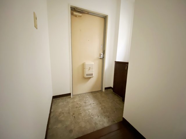 玄関　別号室の参考写真です。
