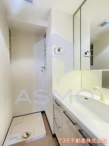 洗面設備　同マンション別部屋　参考写真