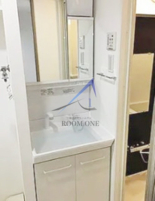 洗面設備　洗面台です。