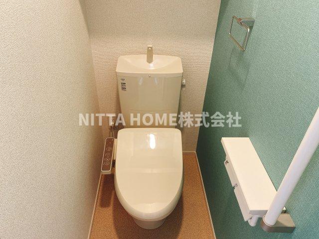 トイレ　ウォシュレット付きで快適です◎