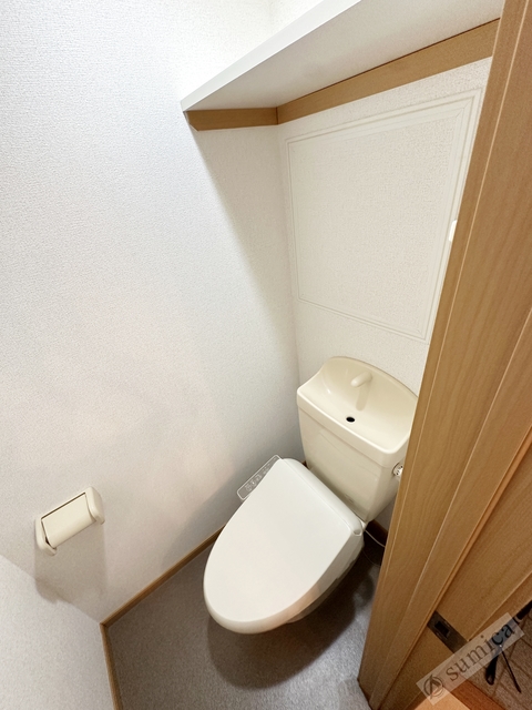 トイレ　温水洗浄便座付き♪♪