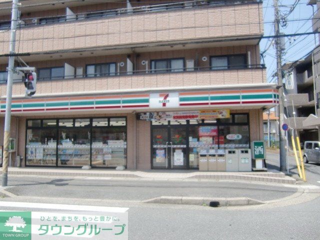 コンビニ　セブンイレブン（コンビニ）まで150m