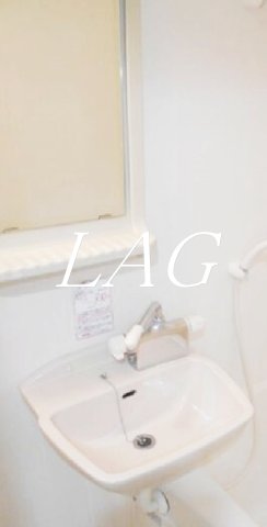 洗面設備　洗面台です。