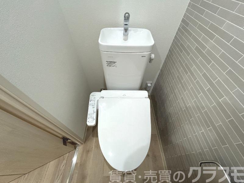 トイレ　ウォシュレット＆ウォームレット