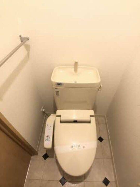 トイレ　トイレ