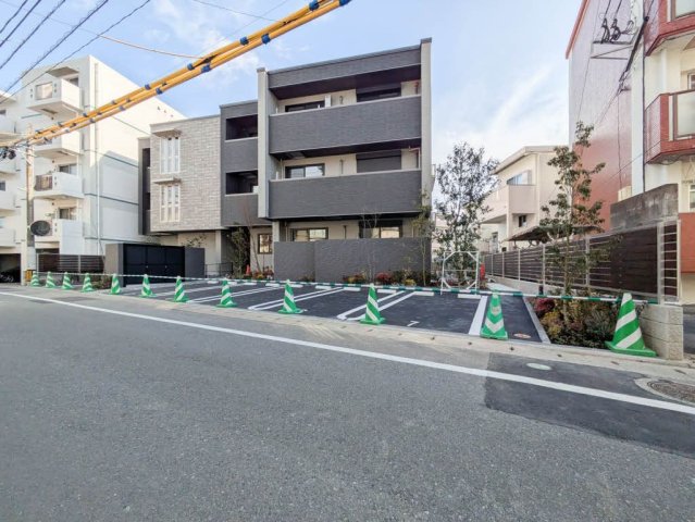 駐車場　シャーメゾングラン南福岡