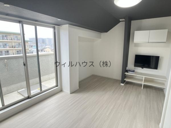居室・リビング　室内きれいです！
