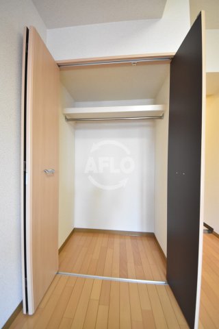 収納　トゥールロワイエ北梅田　クローゼット