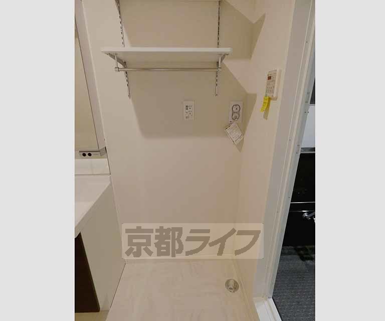 その他設備　室内洗濯機置き場です