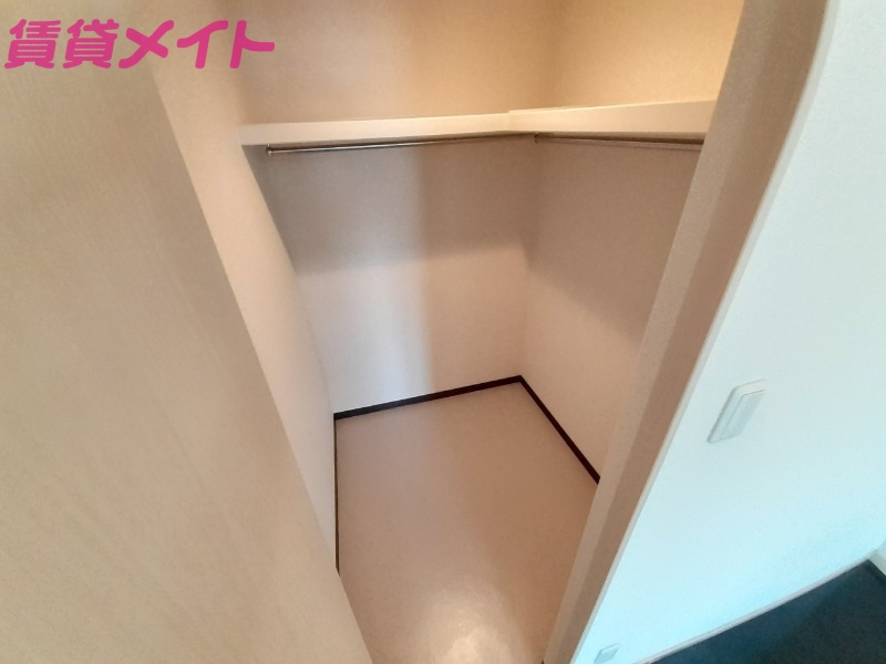 収納　同物件別部屋の写真