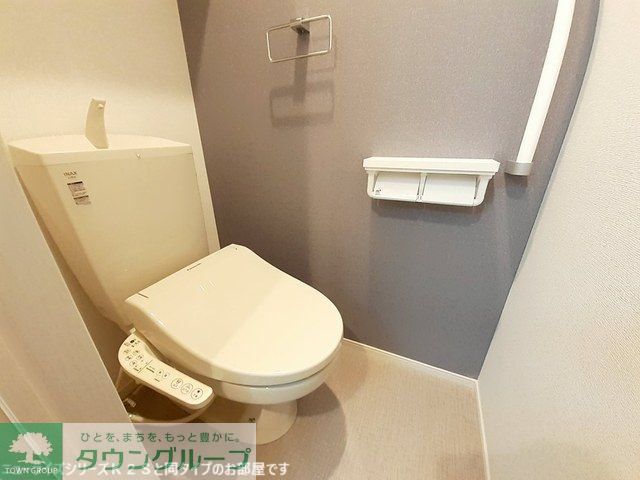 トイレ　※同施工会社イメージ