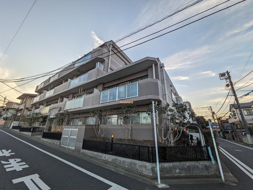 建物外観　記載の無料通話でリアルタイムな空室状況をお伝えいたします