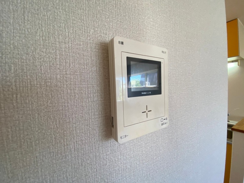 セキュリティ　インターホンで来客確認ができます。安心ですね。