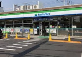 コンビニ　ファミリーマート 練馬北町七丁目店（コンビニ）まで590m