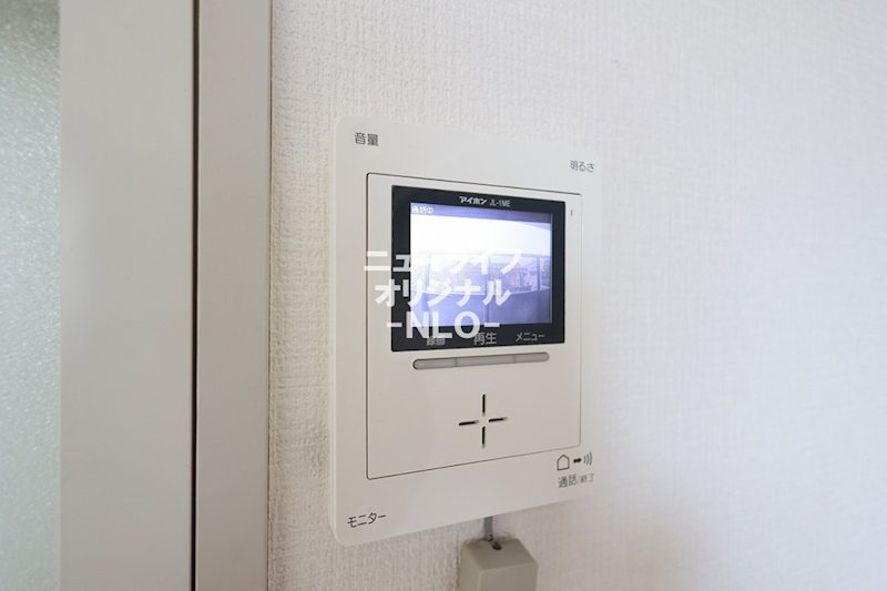 セキュリティ　室内モニターで来訪者を確認できるTVモニターホン！