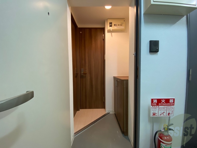 玄関　玄関の様子です。明るい印象ですね。気分もあがりそう。