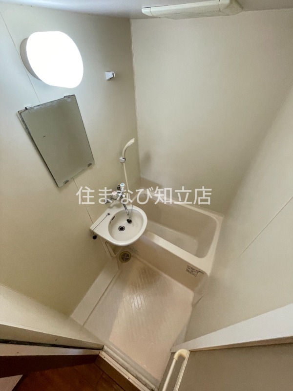 バス・シャワールーム　同型別部屋写真
