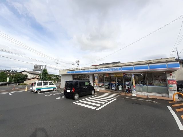 コンビニ　ローソン津山上河原店（コンビニ）まで555m