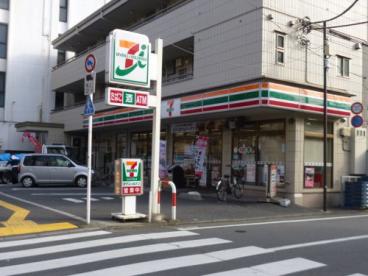 コンビニ　セブンイレブン（コンビニ）まで172m
