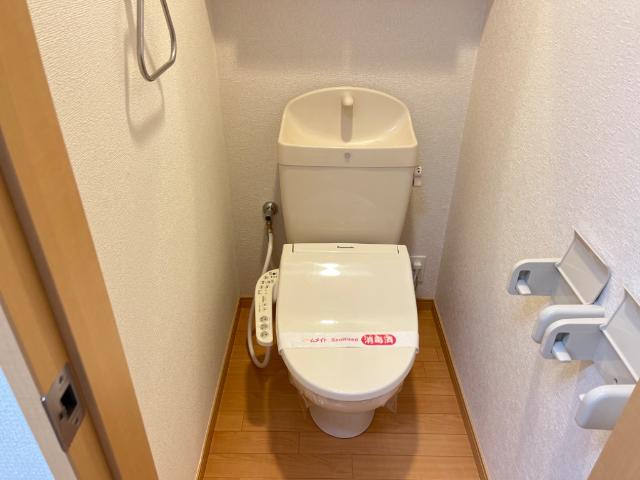 トイレ　シャワー付トイレ