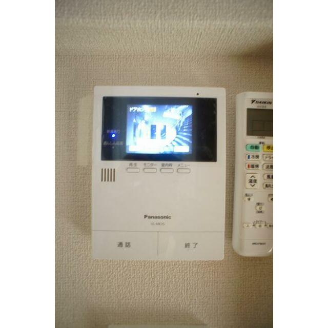 セキュリティ　不在時でも訪問者が記録される録画機能付カラーＴＶインターホン