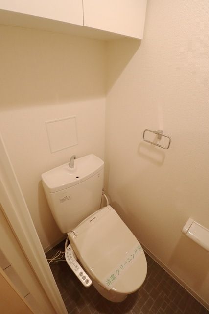 トイレ　※別部屋参考写真です