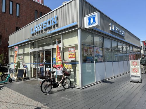 コンビニ　ローソン 東武練馬駅北口店（コンビニ）まで256m