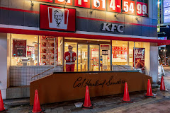 飲食店　ケンタッキーフライドチキン琴似店（飲食店）まで621m
