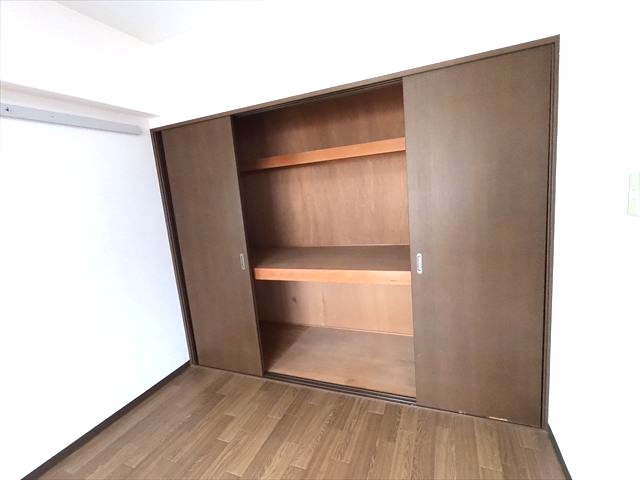 収納　大きな収納が各部屋にあります。