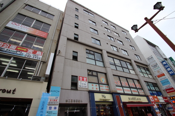 建物外観