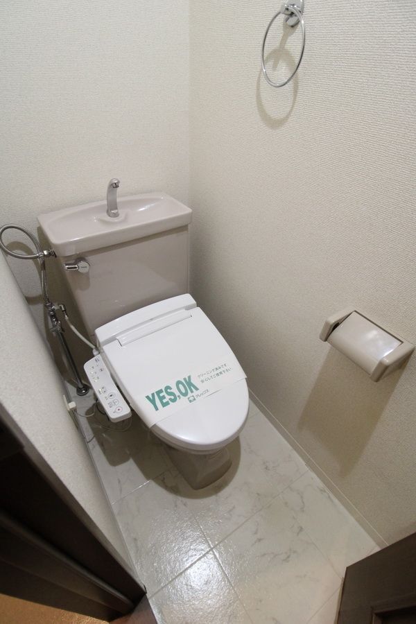 トイレ　トイレ