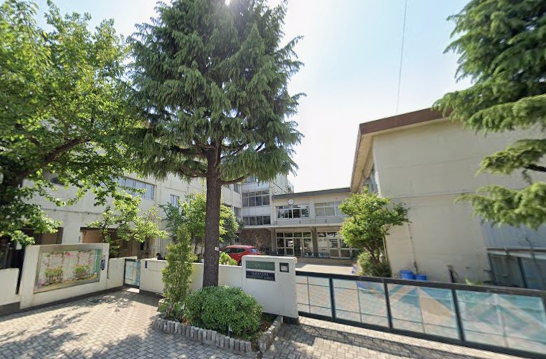 小学校　目黒区立大岡山小学校（小学校）まで613m