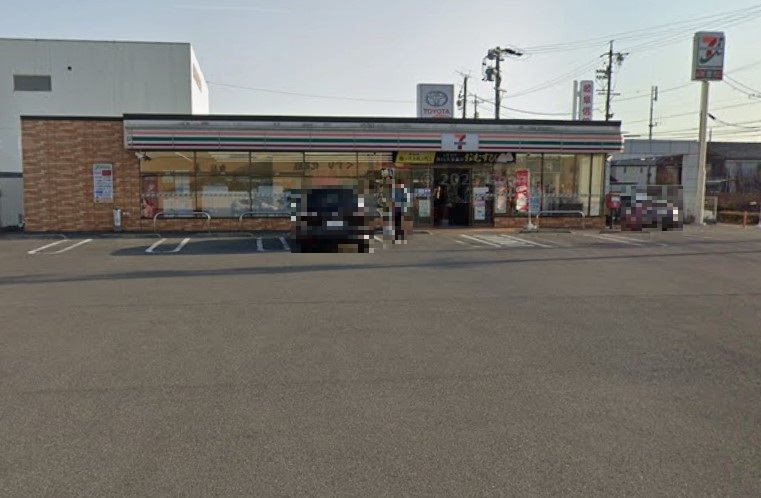 コンビニ　セブンイレブン 一宮奥町神田店（コンビニ）まで304m