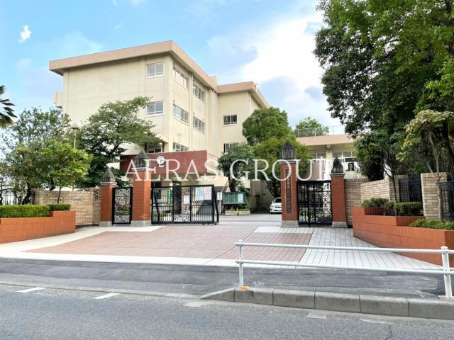 中学校　さいたま市立南浦和中学校（中学校）まで503m