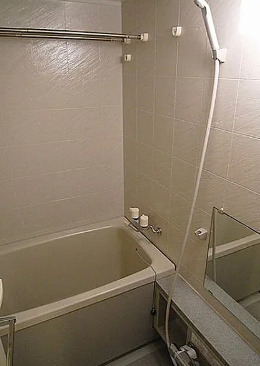 バス・シャワールーム　別部屋の画像を使用しております。