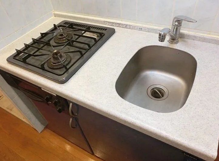 キッチン　※同タイプの別のお部屋です。