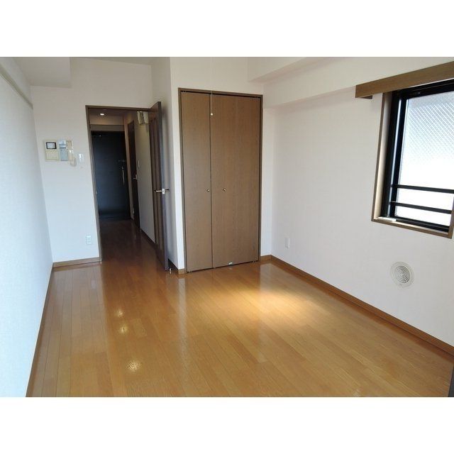 居室・リビング　※同タイプの別のお部屋です。