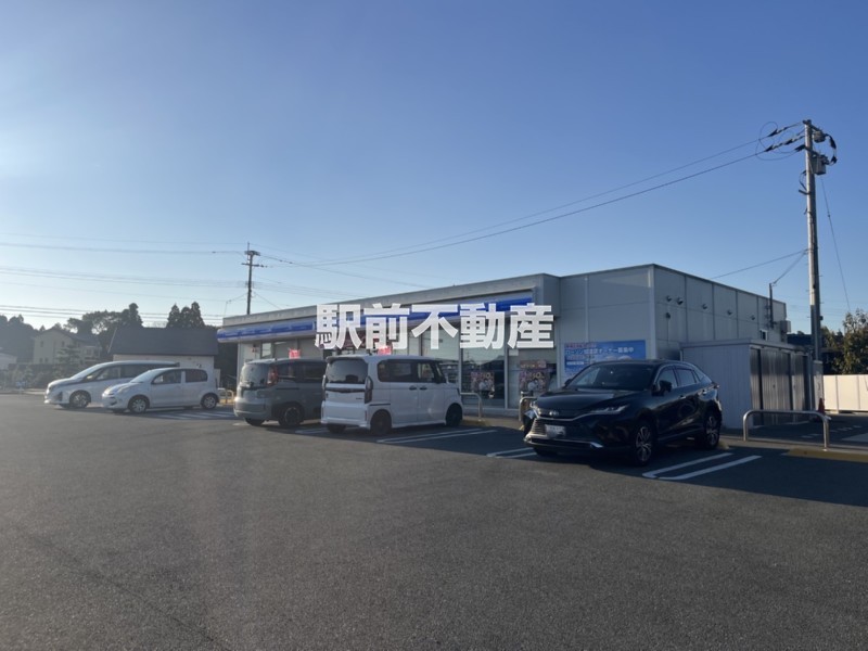 コンビニ　ローソン　荒尾上井手店（コンビニ）まで300m
