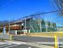 小学校　上野東小学校（小学校）まで597m