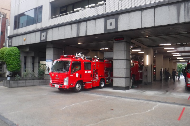 警察署・交番　中野警察署 城山地域安全センター（警察署・交番）まで441m