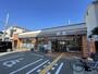 コンビニ　セブンイレブン　豊中服部本町3丁目店（コンビニ）まで206m