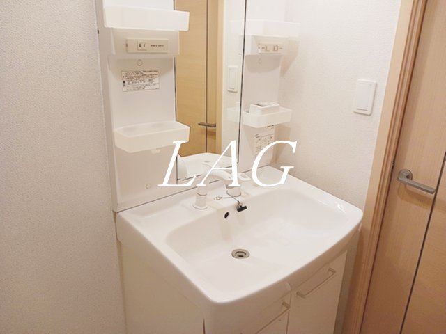 洗面設備　洗面台です。