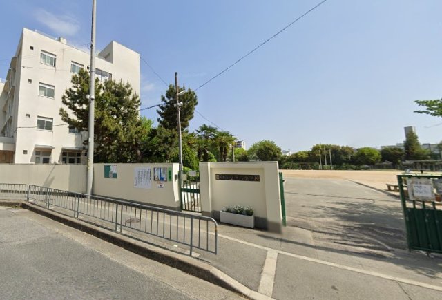 小学校　豊中市立寺内小学校（小学校）まで257m