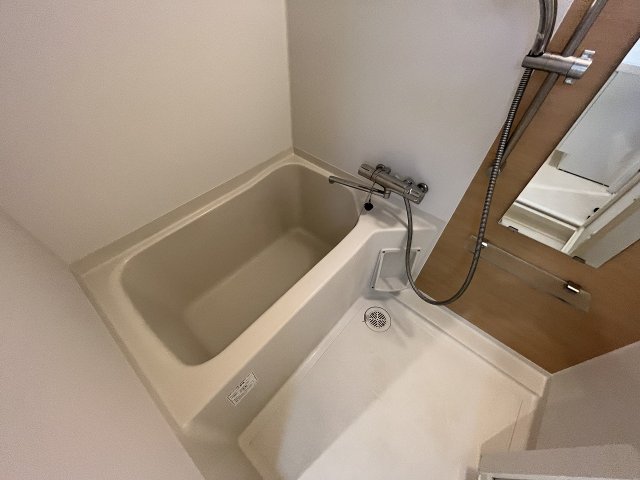 バス・シャワールーム　お風呂です