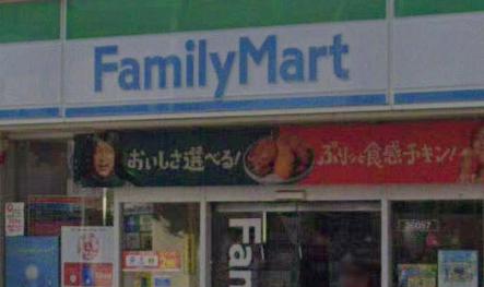 コンビニ　ファミリーマート 尼崎貴布祢店（コンビニ）まで394m