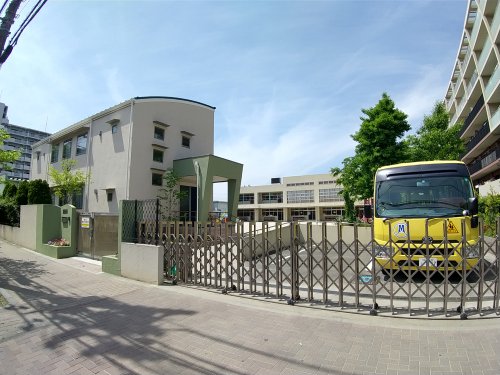 幼稚園・保育園　冨士見第二幼稚園（幼稚園・保育園）まで724m